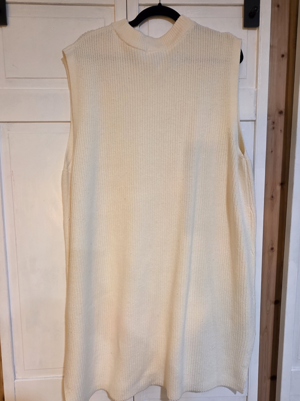 H&M Cream Sleeveless Ribbed Tunic